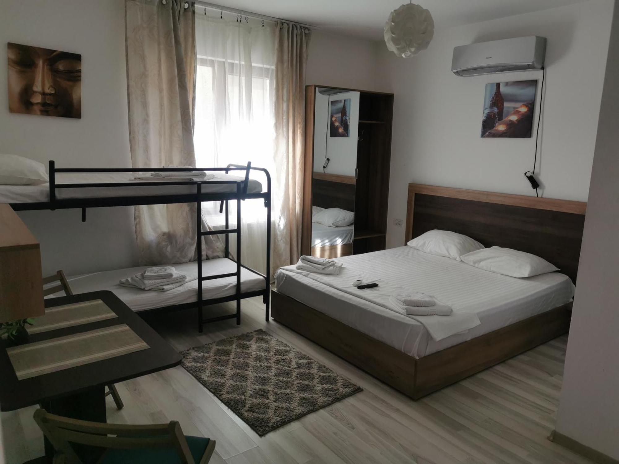 Hotel Ipsilanti Iasi Esterno foto